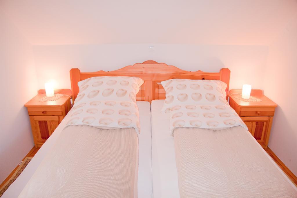 Farm Stay Bukovje Ljubno Exteriör bild