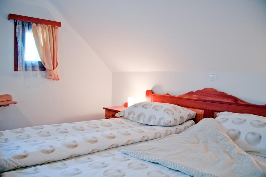 Farm Stay Bukovje Ljubno Exteriör bild